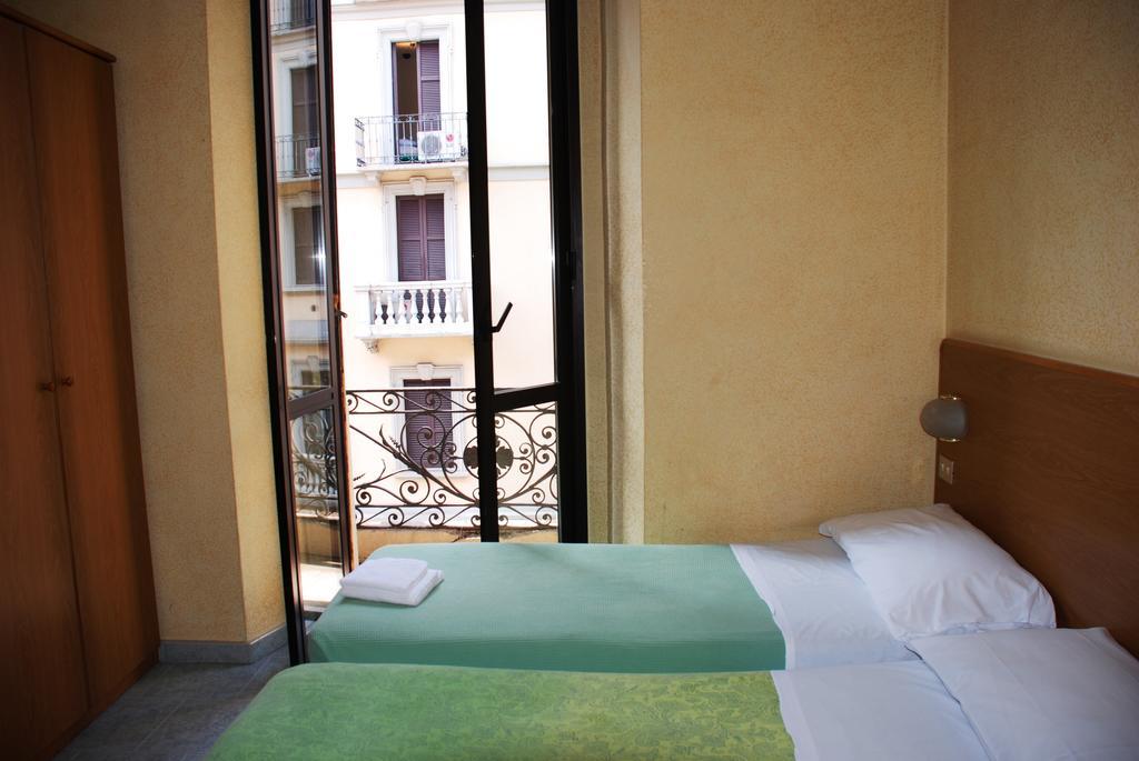 Hotel Verona 米兰 客房 照片